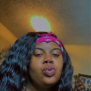 Meet your Posher, Melody